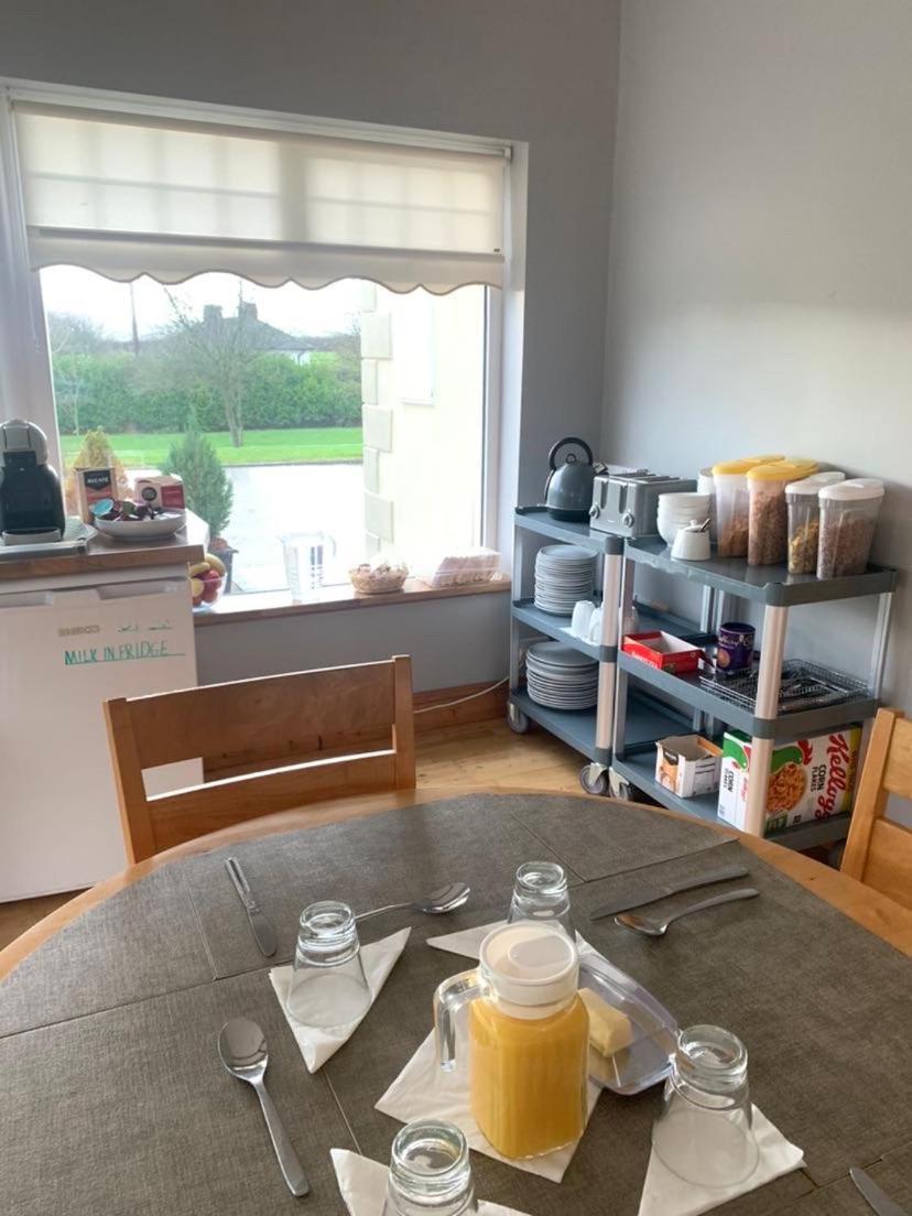 Kate'S Rest Bed and Breakfast Kilkenny Exteriör bild